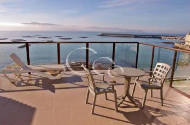 Apartamentos Turísticos Playa de Osmo Corme Exterior foto